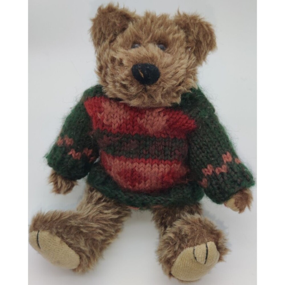 1997 Boyds Bears Collection 9" Logan Fremont Jointed Brown Bear  W/ Sweater